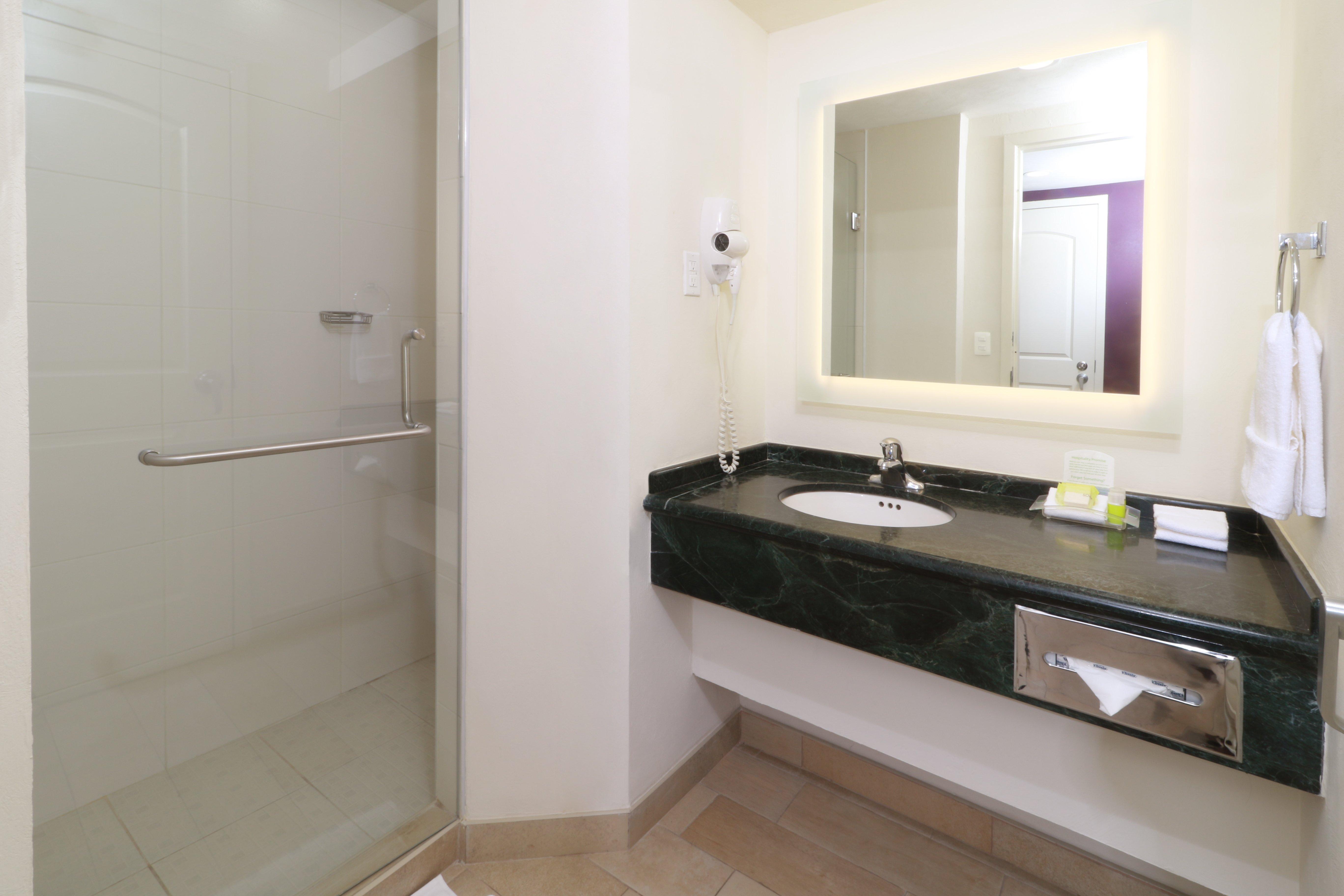 Holiday Inn Reynosa Industrial Poniente By Ihg Exterior photo